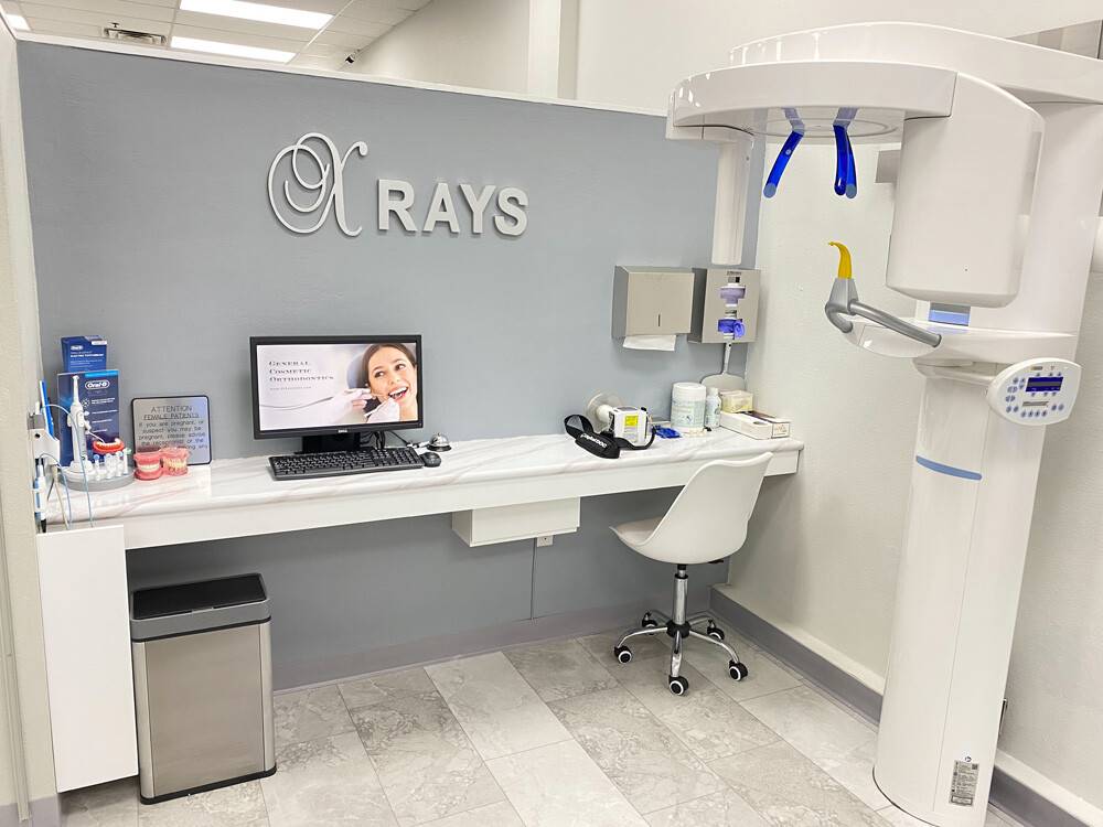 DR BE SMILES XRAY ROOM PHOTO